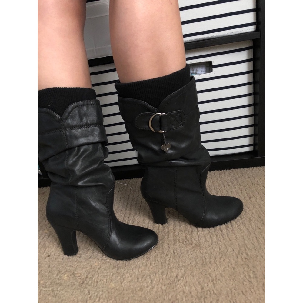 Essential black boots ✨ - Picture 5 of 5